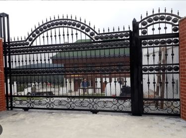 Advantages of Sliding Garden Gates